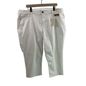 St Johns Bay Women 20W White Capri MidRise New NWT